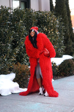 Load image into Gallery viewer, Queen Pin
