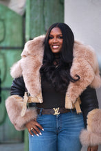 Load image into Gallery viewer, Hooded Crop Shearling
